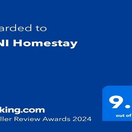 Inni Homestay Malang Eksteriør billede